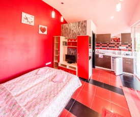 VIP Red Love house for 2