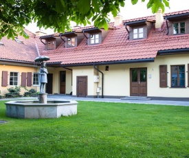 Dvaras - Manor House